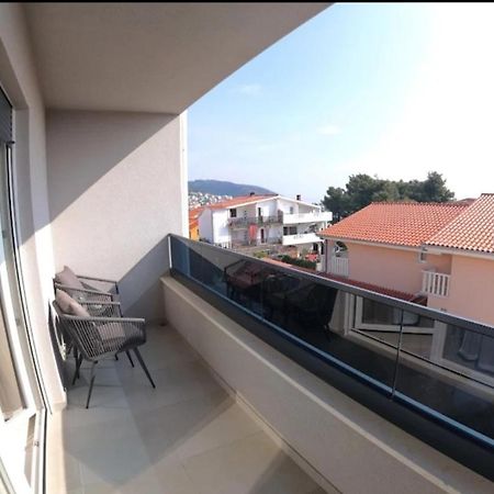 New Apartman P & B Apartment Trogir Bagian luar foto
