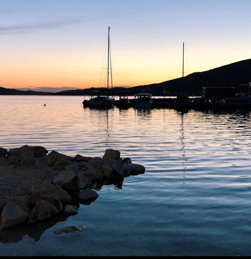 New Apartman P & B Apartment Trogir Bagian luar foto