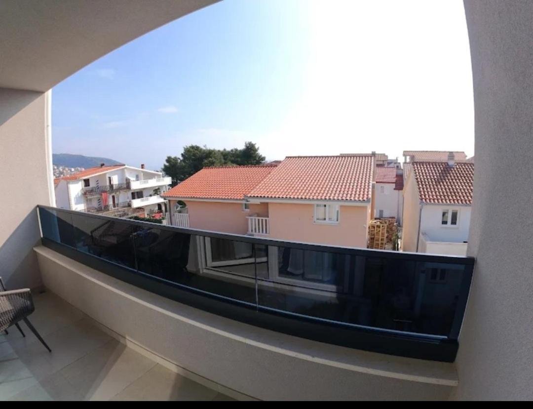 New Apartman P & B Apartment Trogir Bagian luar foto