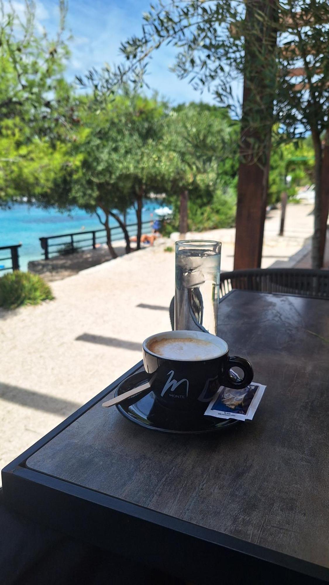 New Apartman P & B Apartment Trogir Bagian luar foto